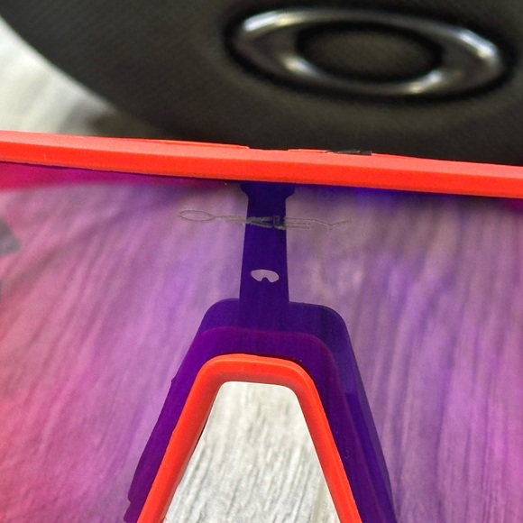 COPY - Oakley Sutro Lite Prizm Sunglasses Res Frame Ruby Red Lens Gently Used - Picture 6 of 7
